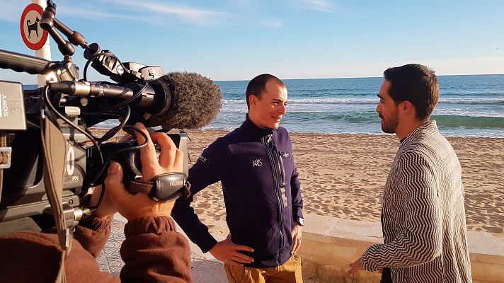 Telediario 1 - Contador y Enric Mas, el cara a cara del pasado y el futuro del ciclismo español