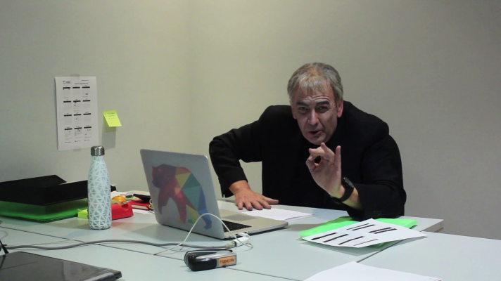  - García Ferreras, uno de los personajes imitados