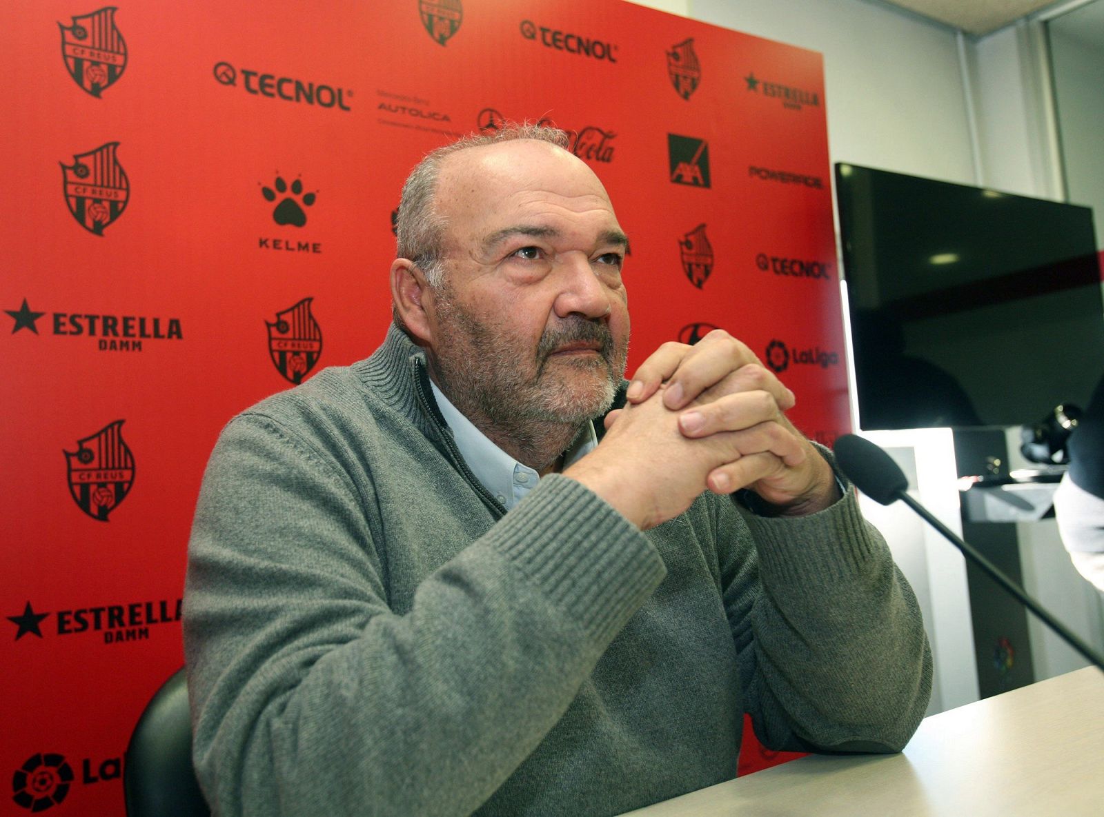 Oliver: "Si no vendemos la entidad, la continuidad será muy difícil"