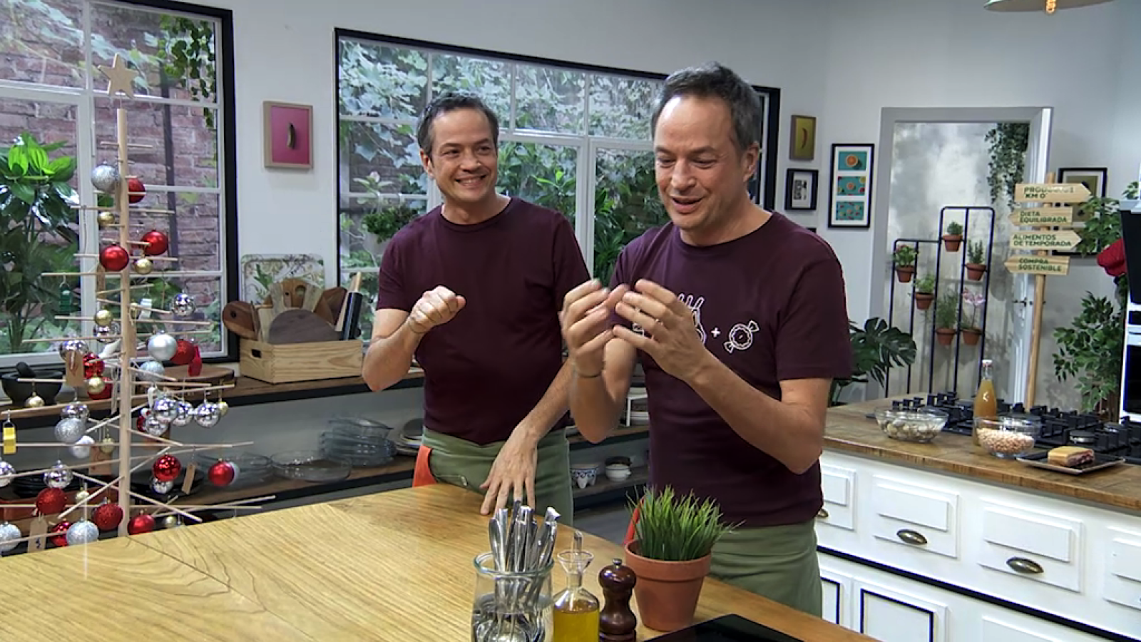 Torres en la cocina - Alcachofas guisadas y canelones de marisco - ver ahora