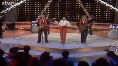 Aplauso - Ricci & Poveri canta 'Ser� porque te amo' (1981)