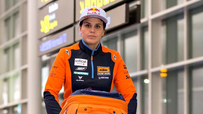 Telediario 1 - Laia Sanz: "Voy a sufrir en este Dakar porque no llego bien físicamente"