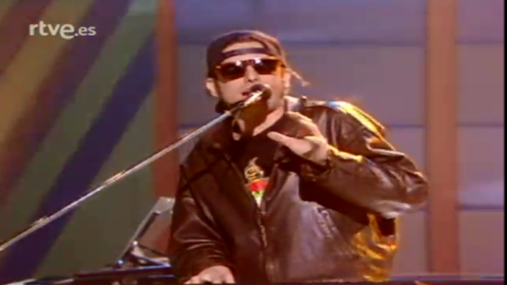 Pasa la vida - Los Rodríguez - Sin documentos