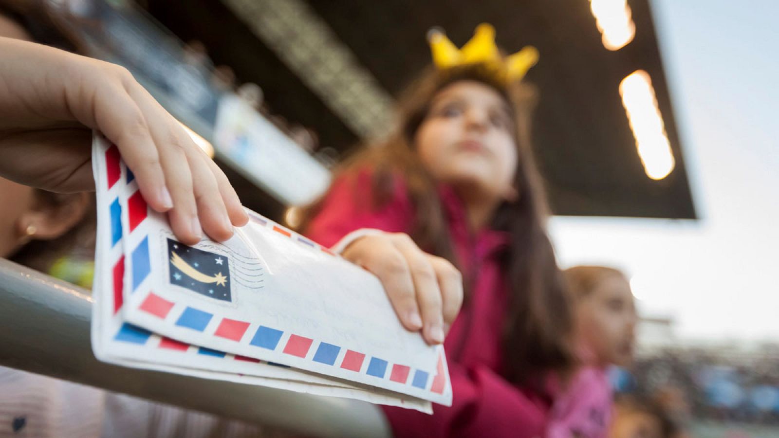 Más de 20.000 personas descubren el recorrido mágico de las cartas a los Reyes Magos