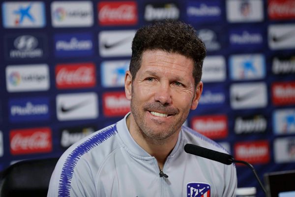 Telediario 1 - Simeone: "Hasta que no termine el mercado no vamos a estar tranquilos"