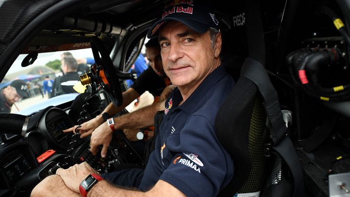 Telediario 1 - Carlos Sainz analiza la primera etapa del Dakar