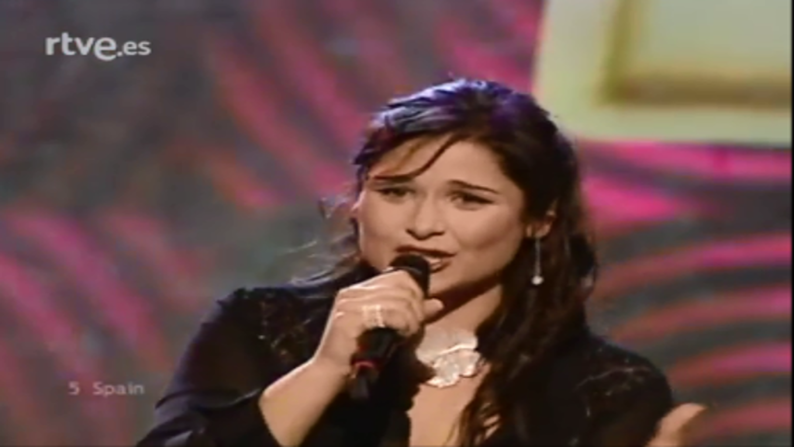 Festival de Eurovision - Rosa - Europe's living a celebration | Ver