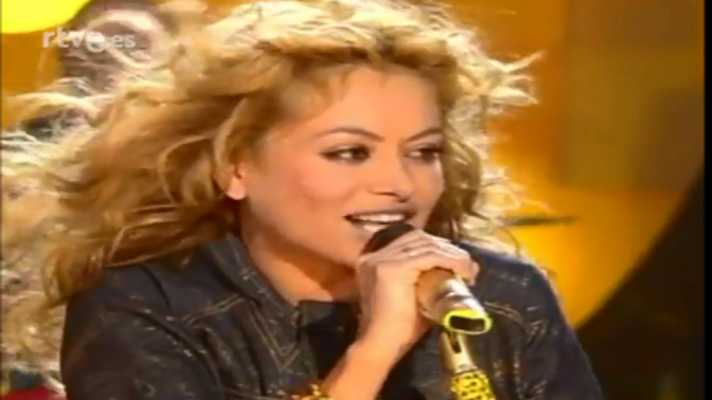 La mejor canción jamás cantada - Paulina Rubio - Ni una sola palabra