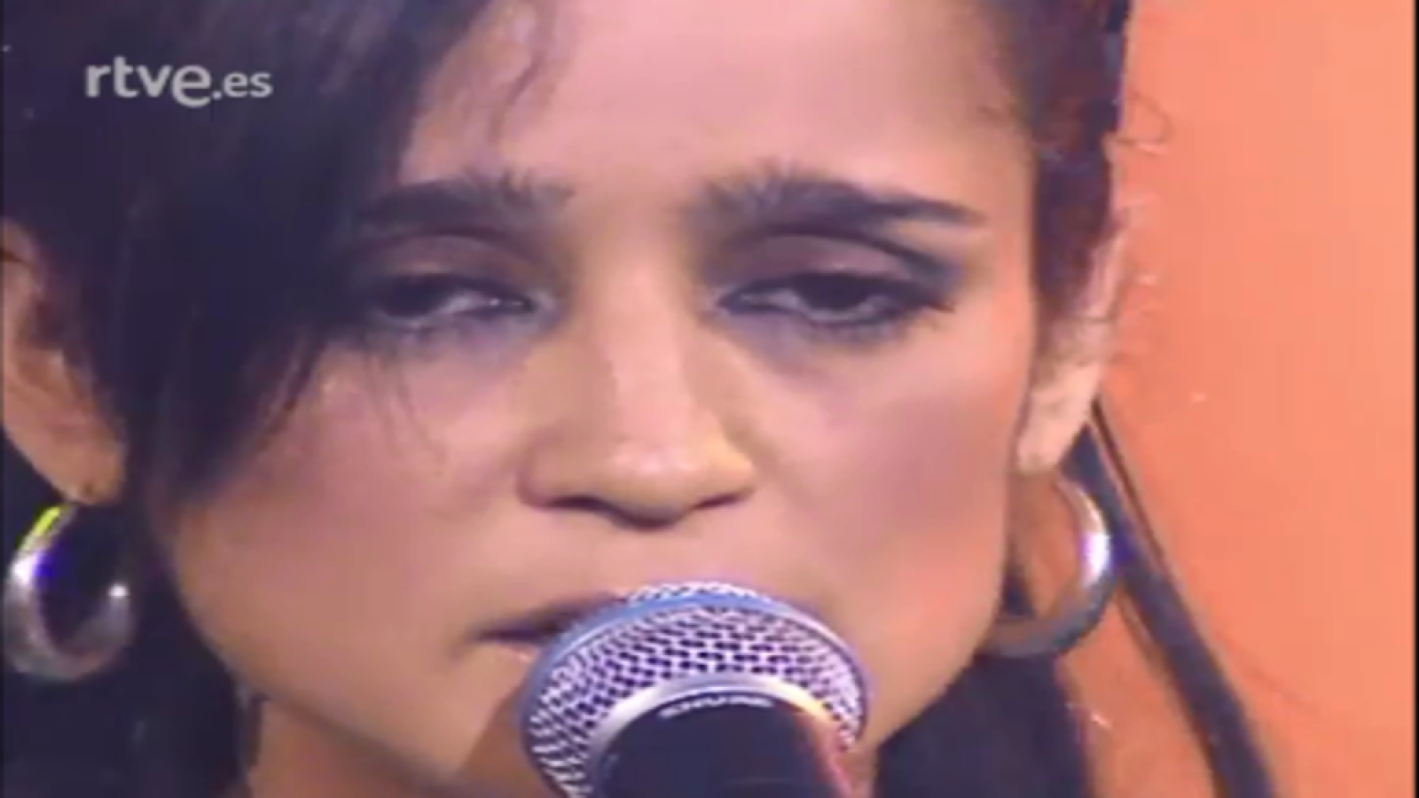 Música uno - Julieta Venegas - Me voy | Ver