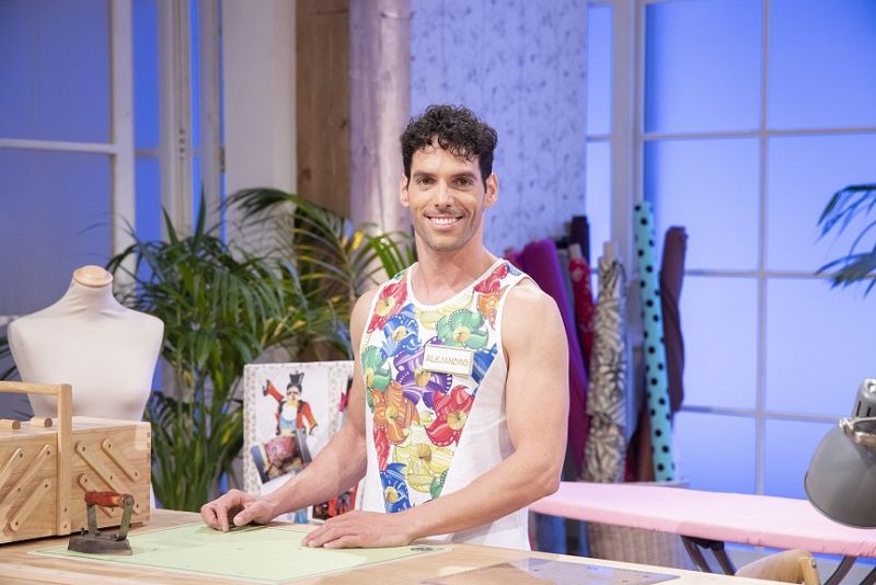 Maestros de la Costura - Alejandro 37 a�os. M�laga. Actor | Ver