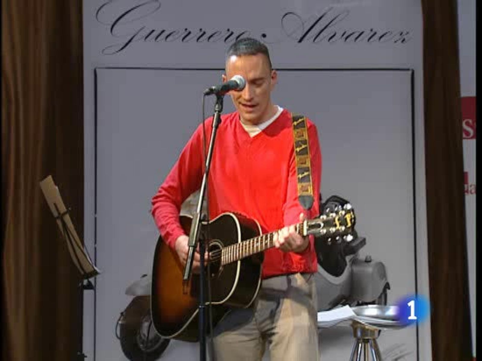 Javier Álvarez y Pablo Guerrero son cantautores y se han unido en un disco | Ver