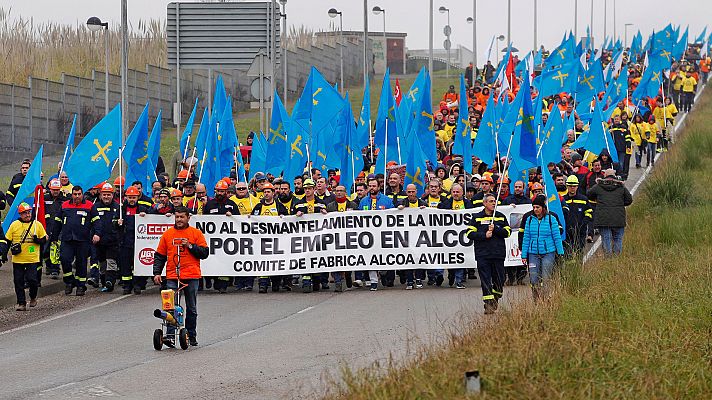 Informativo 24h - La plantilla de Alcoa en Asturias se moviliza contra los despidos