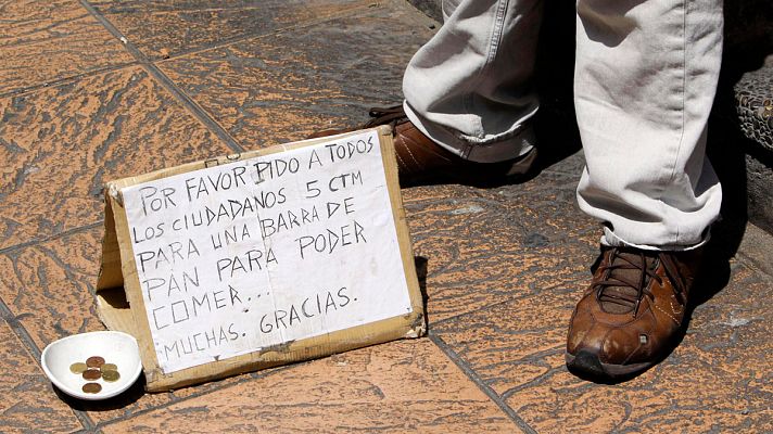 Telediario 1 - Cruz Roja refuerza la atención a personas sin hogar debido a las bajas temperaturas