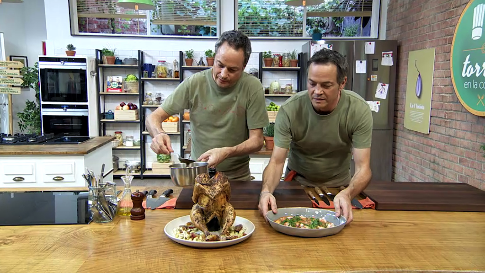 Torres en la cocina - Crema de gambas y pollo asado a la cerveza - ver ahora