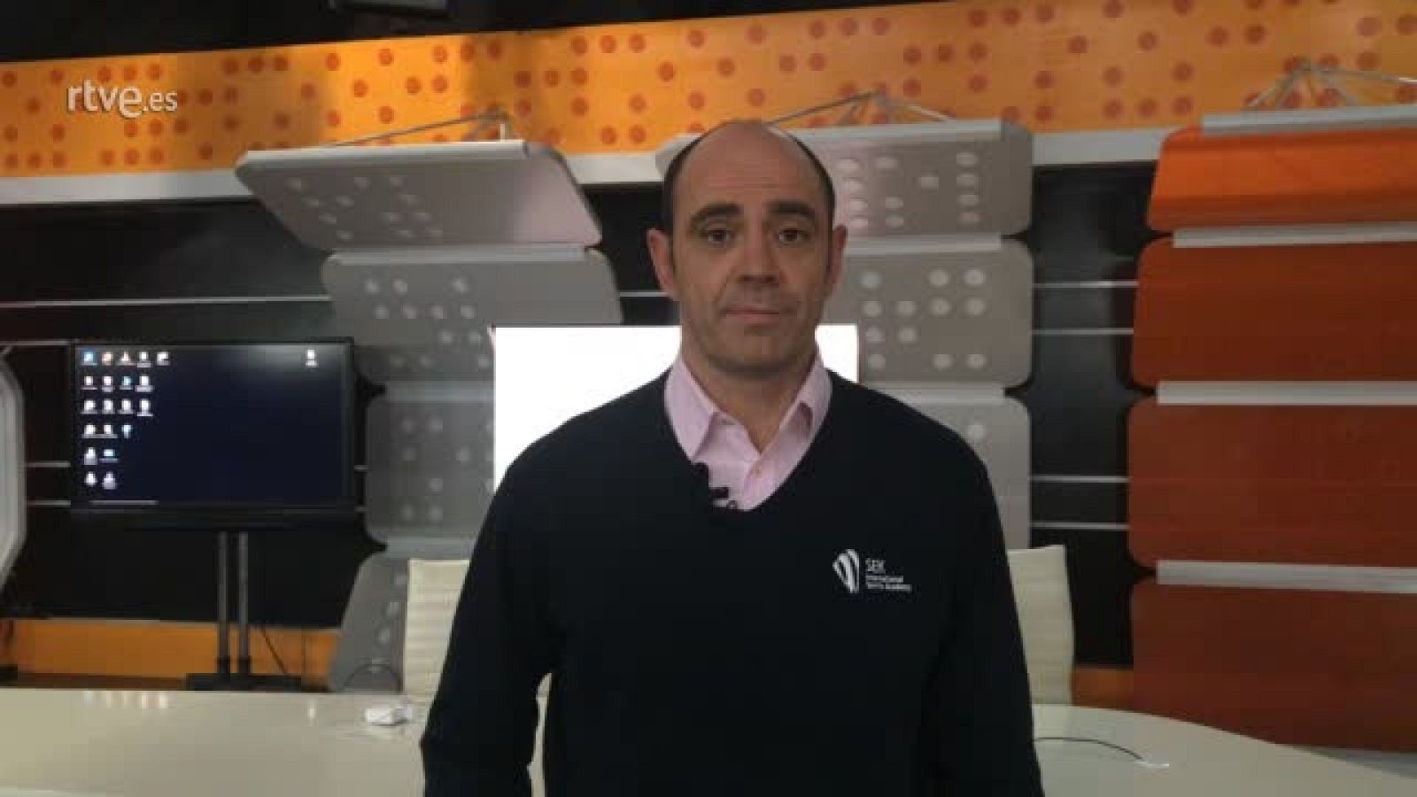 El exjugador de la selección española pone en valor el papel del guardameta gallego en el devenir del partido.