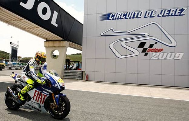  - Rossi se pasea por Jerez