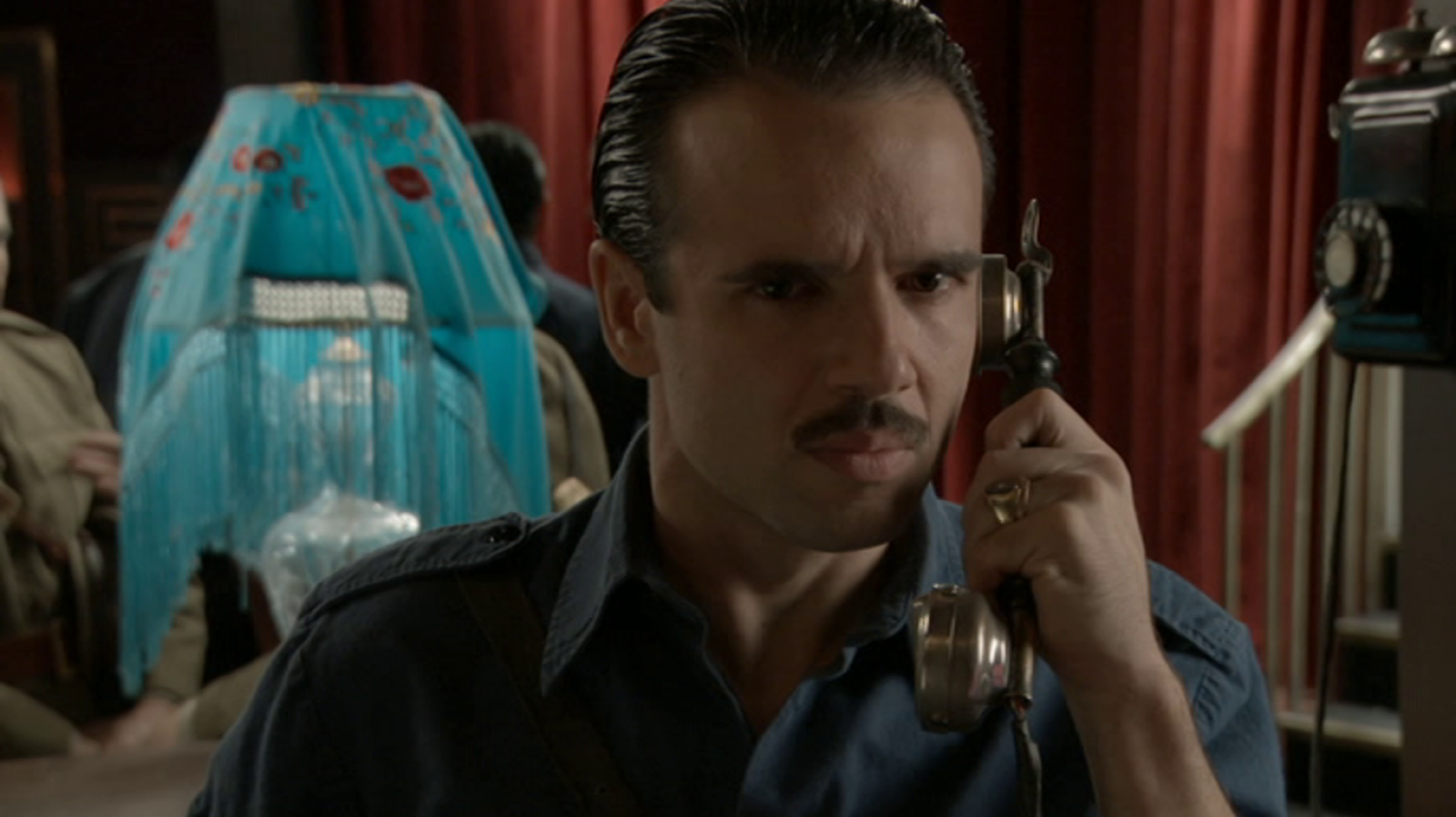 14 de abril. La República - Temporada 2 - Capítulo 28