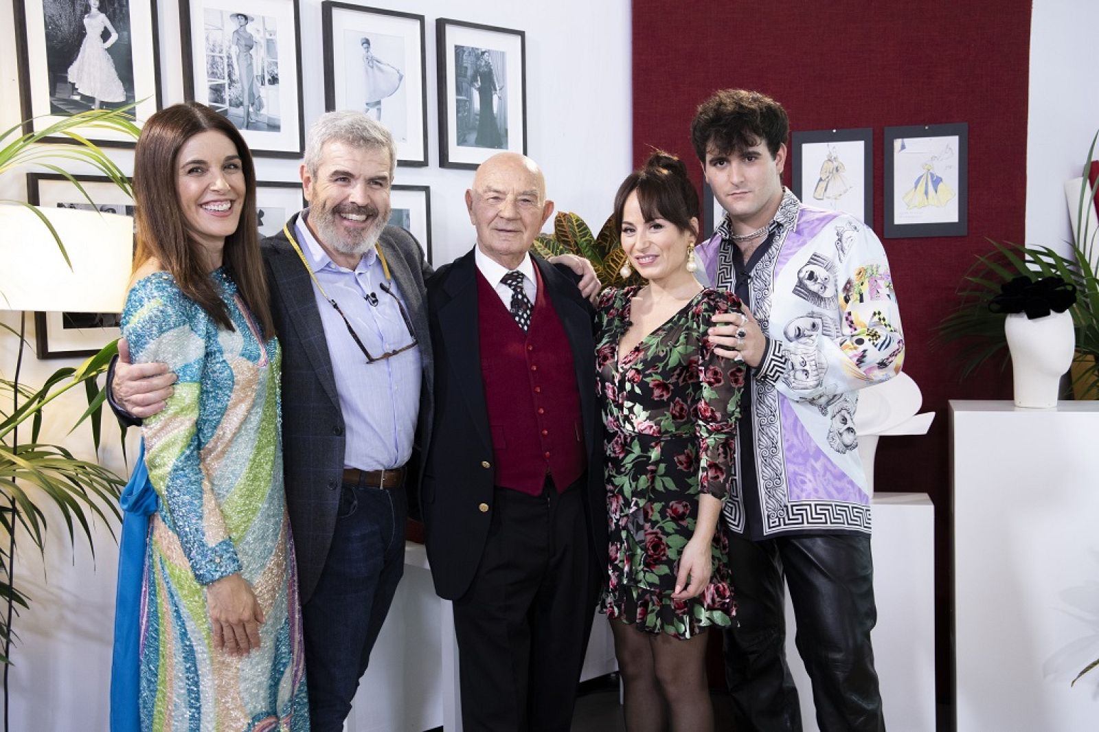 Maestros de la Costura: Diferencias entre alta costura y prêt-à-porter | Ver