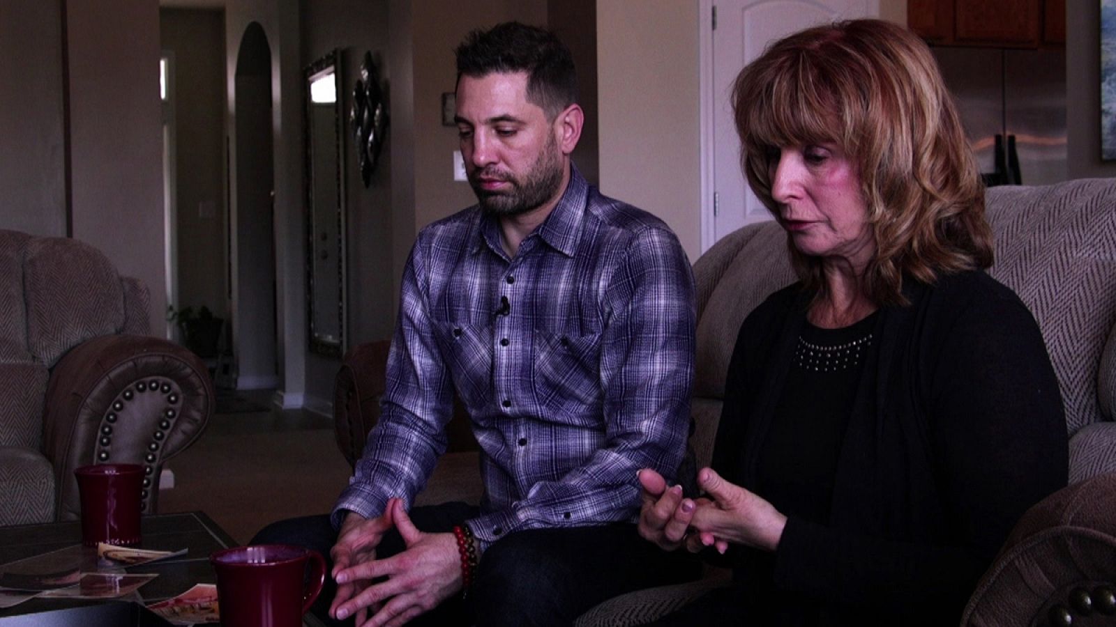 Documentos TV - Sólo Dios puede curar - Avance