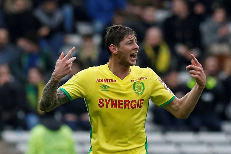 El mundo del fútbol, pendiente de la desaparición de Emiliano Sala