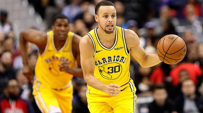 La presencia de un único pívot en los quintetos titulares del 'All Star' de la NBA delata la revolución que está viviendo la liga americana desde la línea de triple.