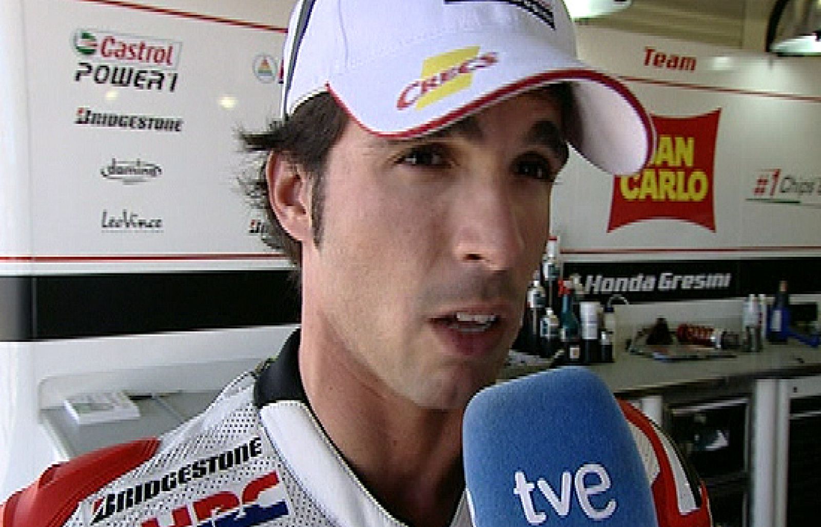 Toni Elías continúa con el proceso de adaptación a su Honda. El piloto catalán promete que volverá a pilotar como en 2006, pero que aún tiene que coger ritmo.