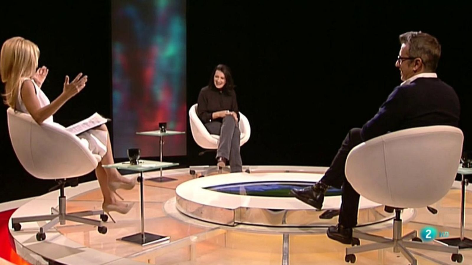 Versión española - Vivir es fácil con los ojos cerrados (presentación) - ver ahora