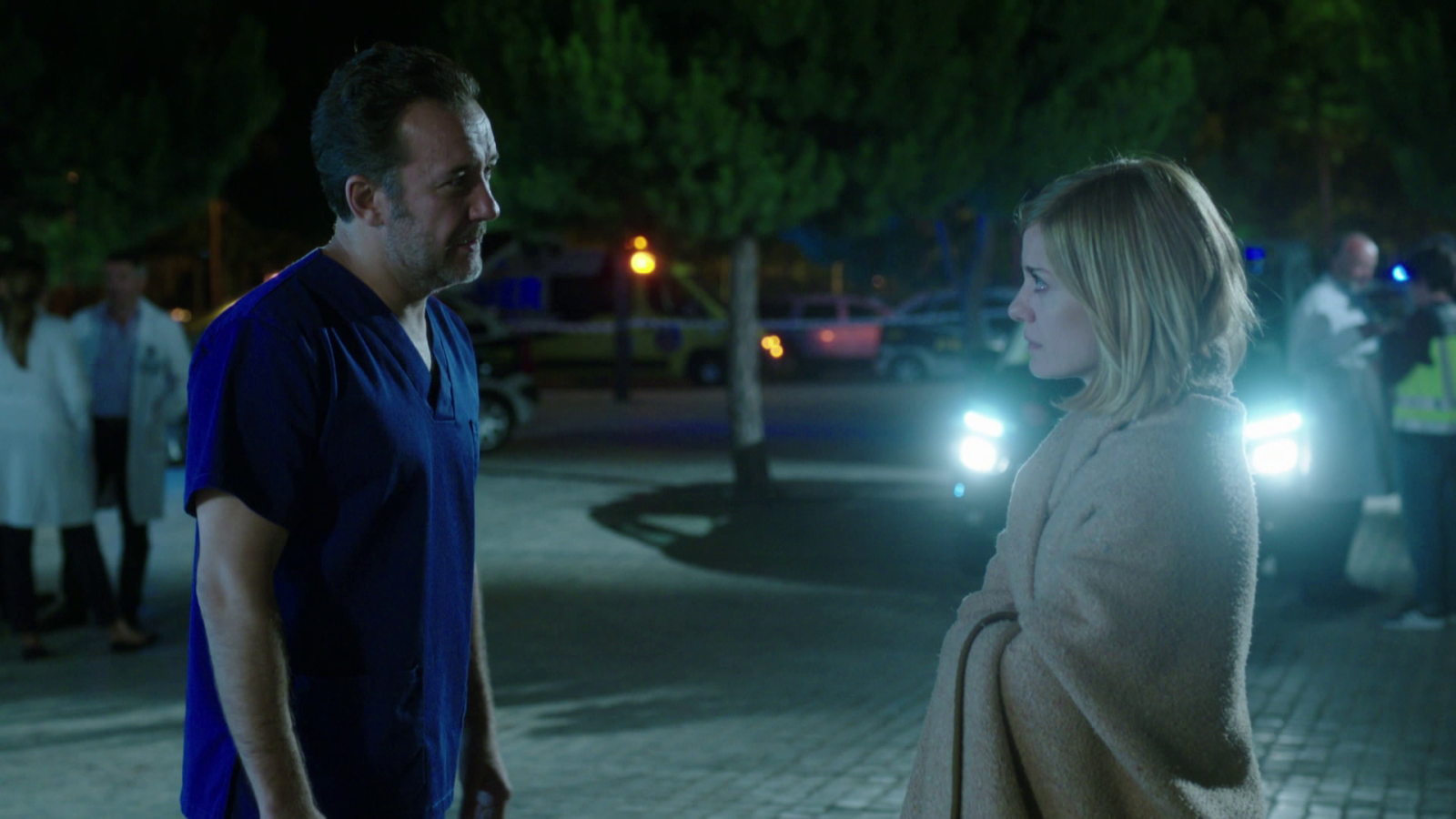 Hospital Valle Norte - Héctor se disculpa con Paula