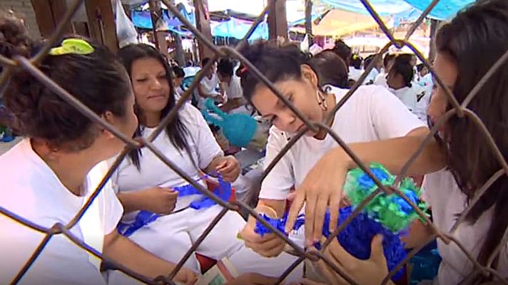 Telediario 1 - Un aborto involuntario en El Salvador conlleva penas de hasta 50 años de cárcel