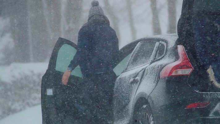 El tiempo - Nevadas importantes en el extremo norte peninsular