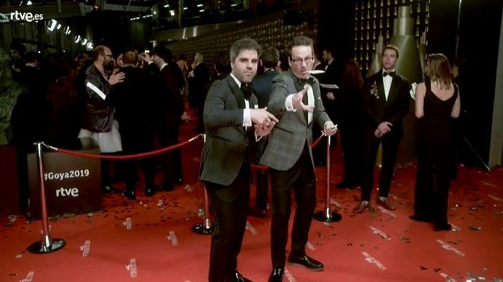 Premios Goya - Joaquín Reyes y Ernesto Sevilla en la cámara glamur