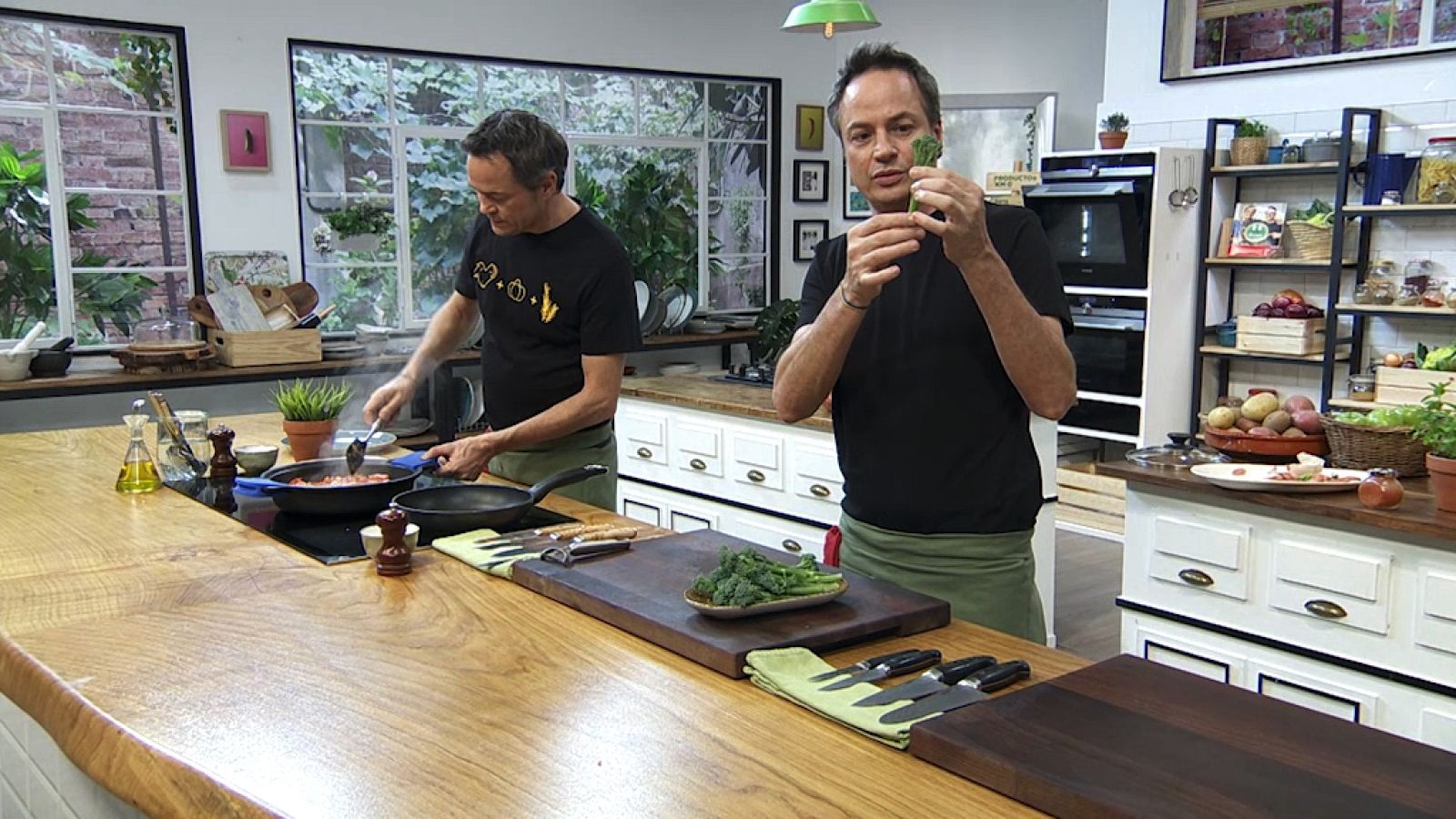 Torres en la cocina - Bimi con boloñesa y arroz de matanza - ver ahora