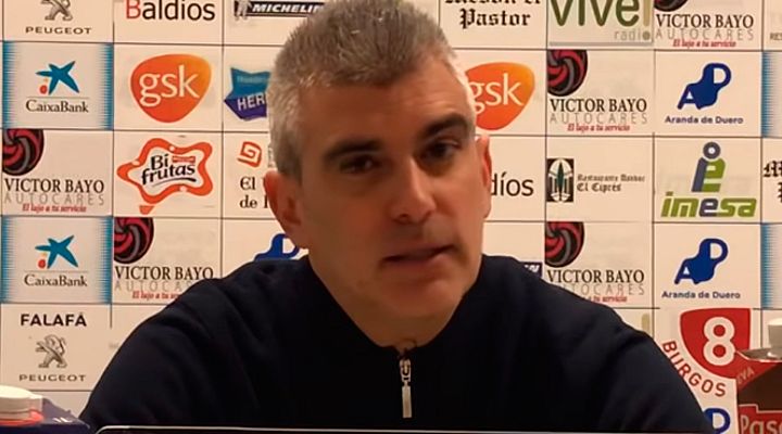 Telediario 1 - El entrenador de la Arandina insulta y amenaza a un periodista