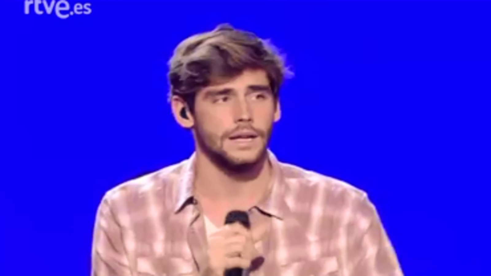 Premios Platino 2016 - Álvaro Soler - Sofía | Ver