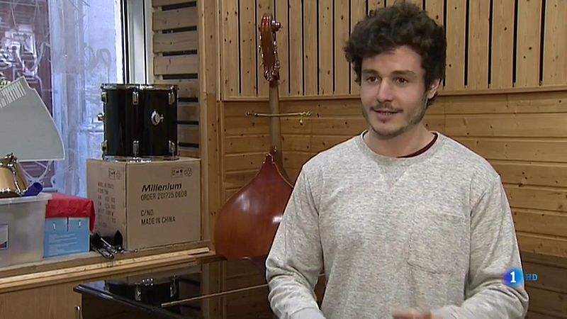 Telediario - La apretada agenda de Miki, el representante de Espaa en Eurovisin 2019
