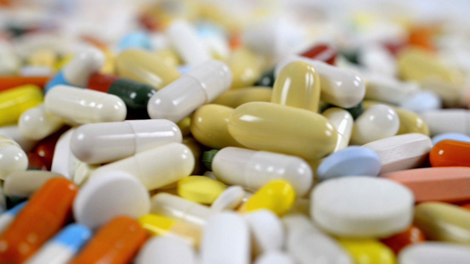 Documentos TV - A tope de antibióticos - Avance