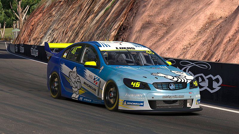 Motor: El equipo de carreras de eSports del MSI, algo más que un juego - Modo Digital | Ver