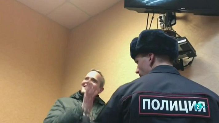 La 2 Noticias - Testigo de Jehová condenado en Rusia