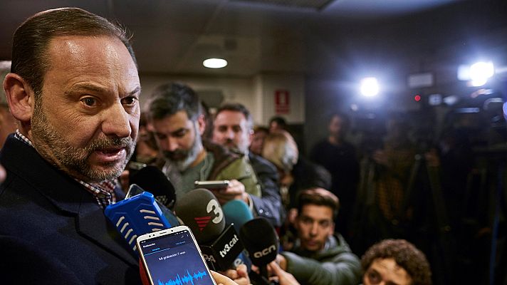 Informativo 24h - Ábalos no descarta "una concatenación de factores humanos" como causantes de la colisión frontal de los trenes