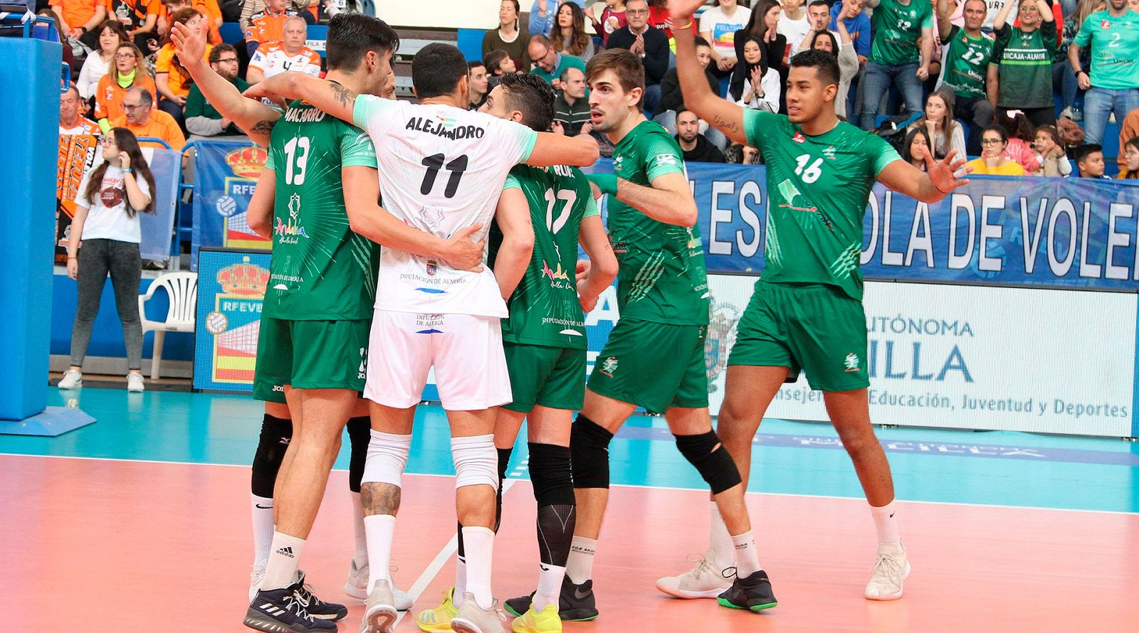 El Unicaja Almería ha conquistado su undécima Copa del Rey de voleibol este sábado al derrotar en la final al CV Teruel.