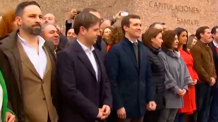 Informativo 24h - Casado, Rivera y Abascal suben juntos al escenario al finalizar la concentración en Colón