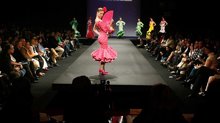  - Pedro Béjar presenta su colección 'A' en el Salón Internacional de la Moda Flamenca 2019