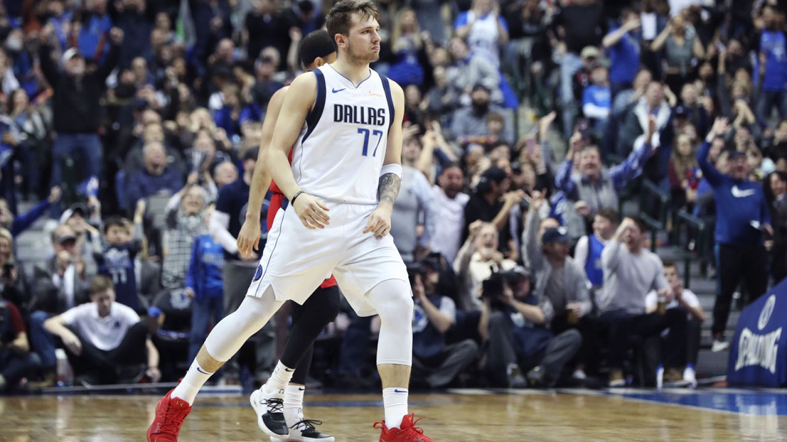 NBA: Doncic protagoniza la remontada de los Mavs ante los Trail Blazers | Ver