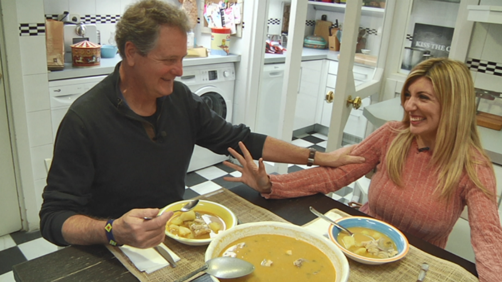 Juan Luis Cano en Aquí la tierra