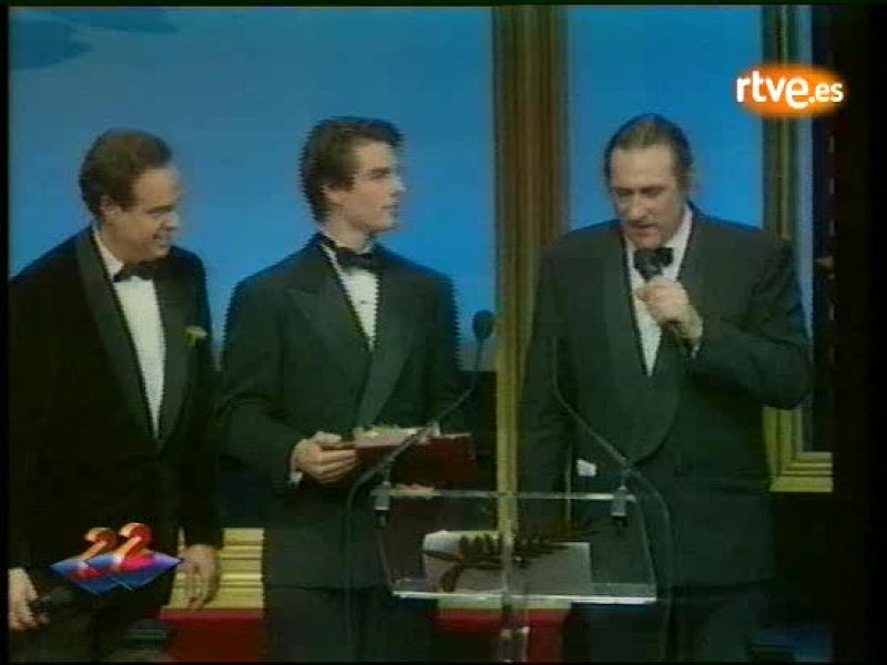 Cannes 1992: 45 aniversario. 'El sol del Membrillo' premio Fipresci - Cine en el Archivo de RTVE | Ver