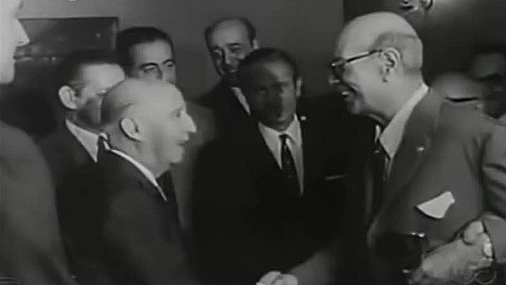 Telediario 1 - El Barça retirará las distinciones honoríficas a Franco