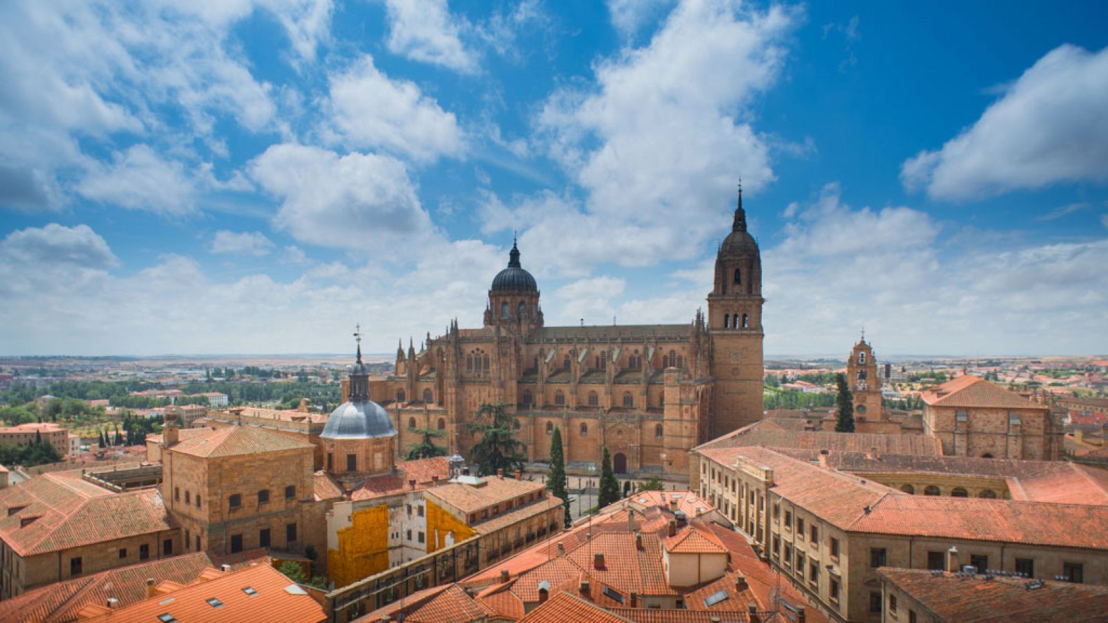 Tiempo estable en todo el país. Viento fuerte en el Estrecho - El tiempo | Ver