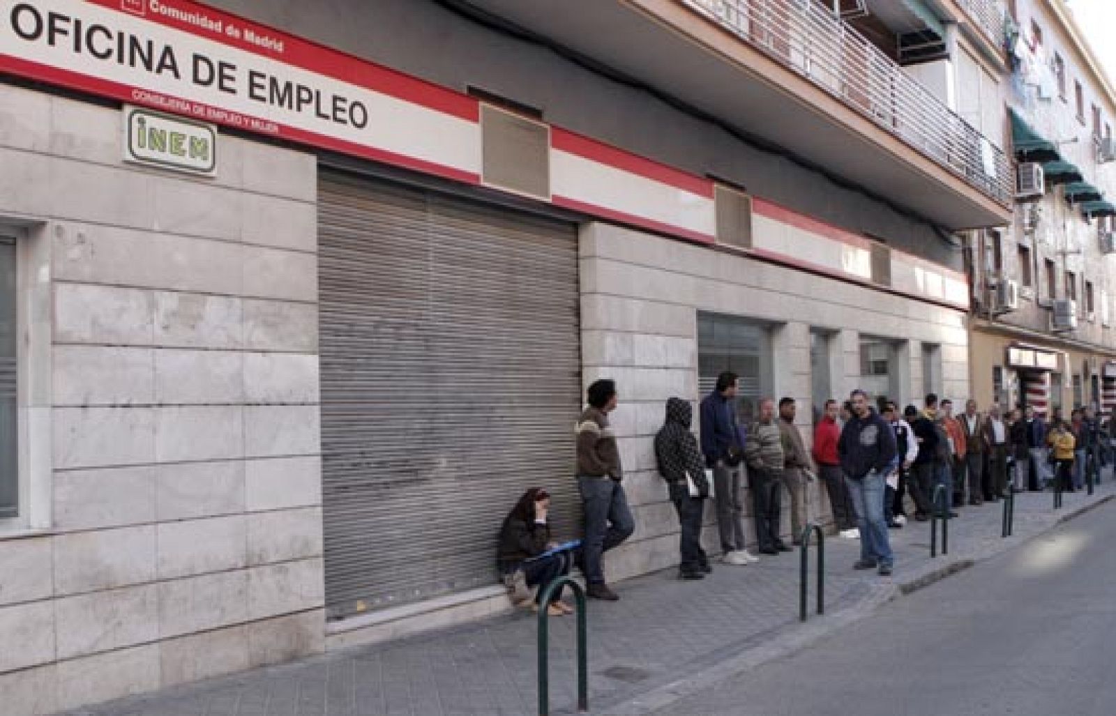 El paro registrado en abril en los Servicios Públicos de Empleo aumentó en 39.478 personas respecto a marzo -el 1,09%- con lo que el total de desempleados se situó en 3.644.880, según datos publicados por el Ministerio de Trabajo e Inmigración