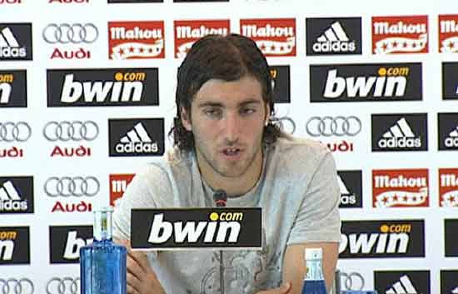 El 'pipita' Higauaín cree que la temporada ha sido buena a pesar de tener la liga casi perdida.