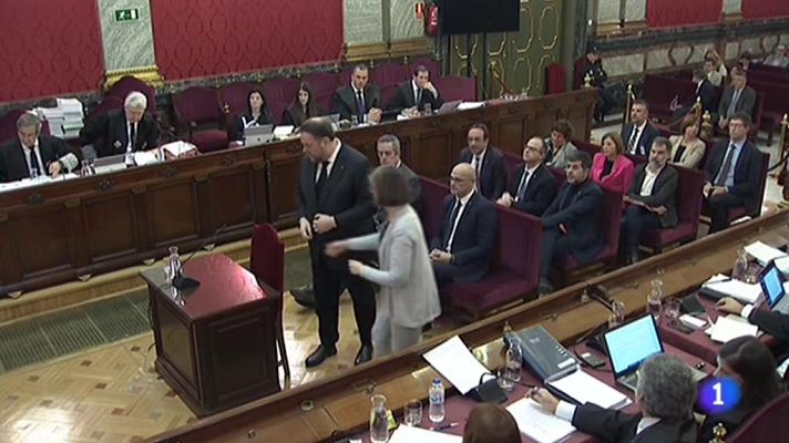 L'Informatiu - Junqueras només respon al seu advocat